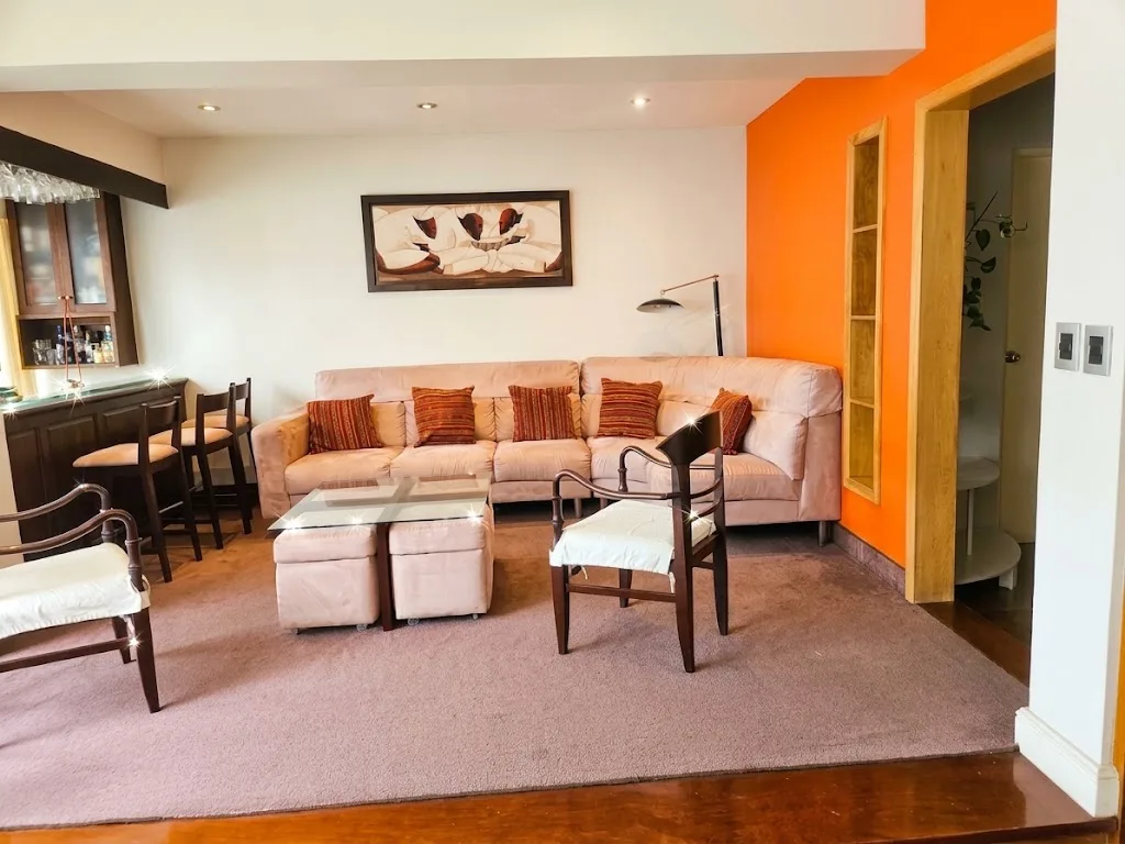 Departamento en venta en Miraflores, foto 3 de 9